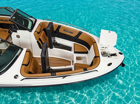 Катер Chaparral 28 Surf